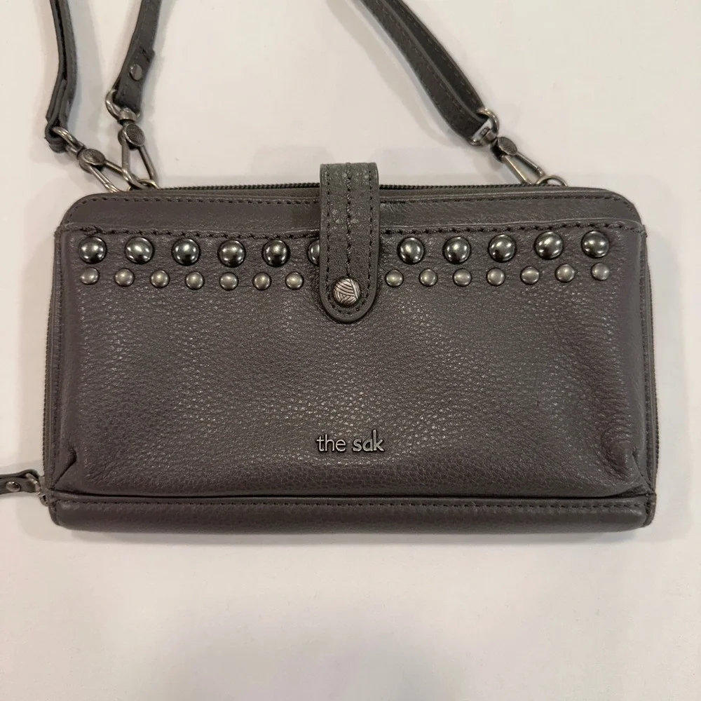 The Sak Iris Large Smartphone Crossbody‎ Womens OS Brown Studded Leather | Boho